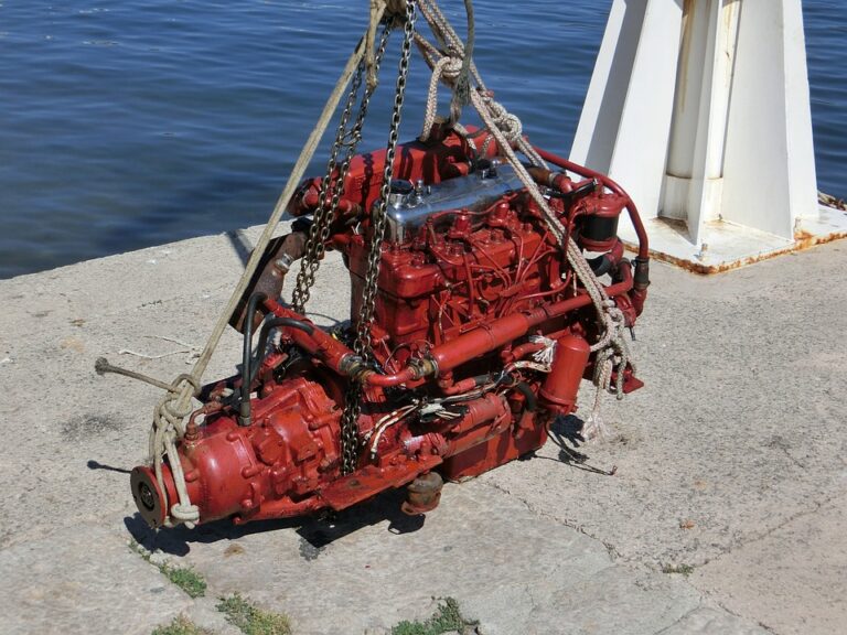 Guide to Types of Marine Engines